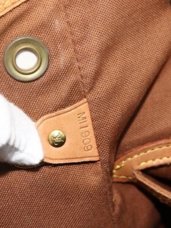 LOUIS VUITTON Monogram Montsouris GM Backpack M51135 LV Auth 178657 main image 9